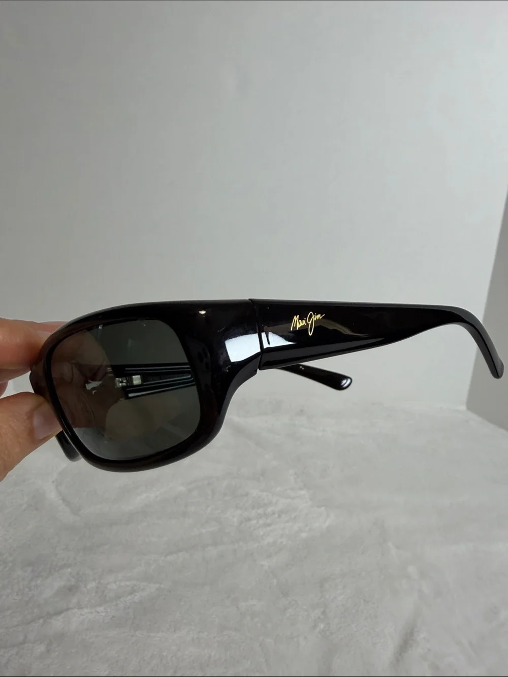 Maui Jim GRY Stingtay Gloss Balck Sunglasses
